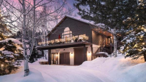 Creekside Chalet